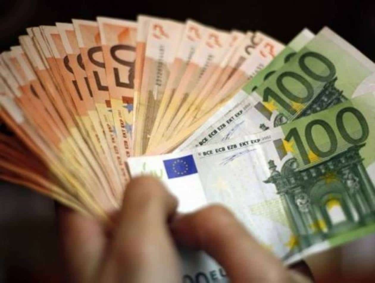 Χατζηδάκης: «Στοπ» στα σενάρια – Ο κατώτατος μισθός θα είναι κάτω από 800 ευρώ!!