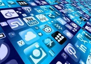 «Ναυάγησε» το γαλλικό μοντέλο για τα social media κάτω των 15 – Τι γίνεται με το ελληνικό Kids Wallet