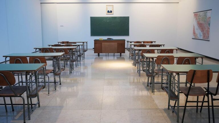 Αποφάσεις Γενικού Συμβουλίου Α.Δ.Ε.Δ.Υ / Απαιτήσεις και Δράσεις - 24ωρη Πανελλαδική Απεργία στις 21 Μαΐου 2024 16 Μεγάλος αριθμός κενών στις σχολικές μονάδες της Νίκαιας - Ανακοίνωση του Συλλόγου