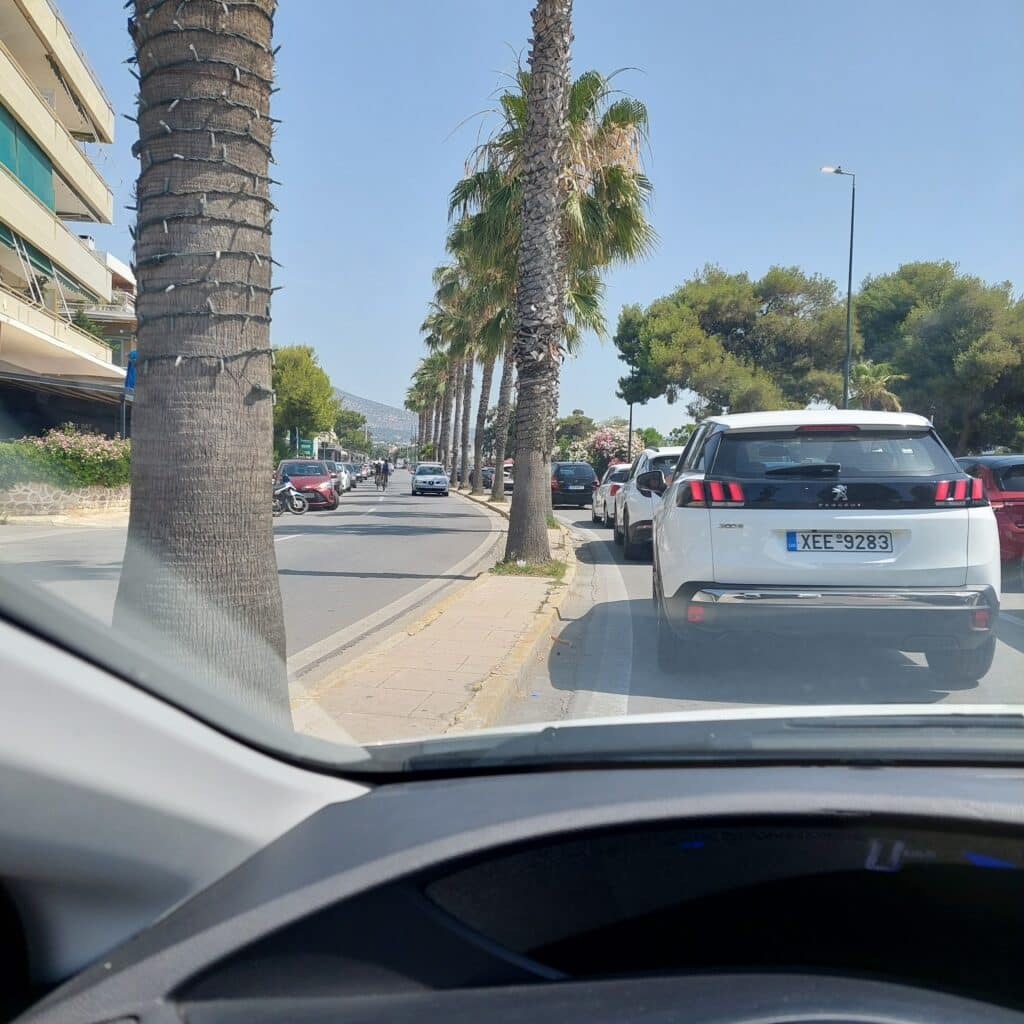 33°C, μποτιλιάρισμα για τις παραλίες και άδειες κάλπες - Η Αποχή είναι καταστροφή 14 20230625 111851 1 E-wall