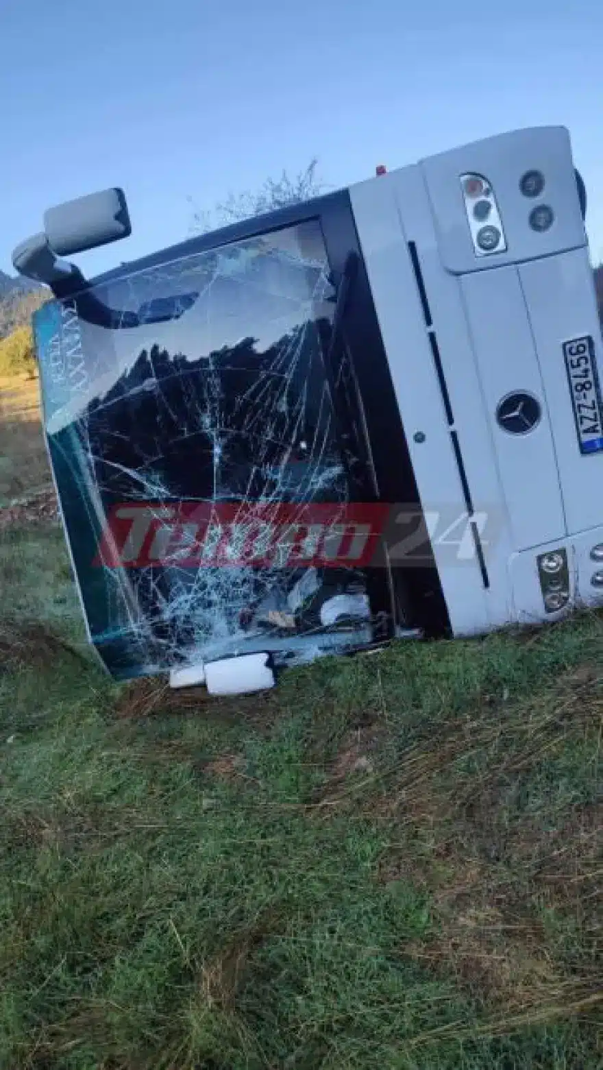 Ανατροπή Λεωφορείου ΚΤΕΛ με Μαθητές στα Καλάβρυτα – Χωρίς Τραυματίες 19 kalavrita3 E-wall