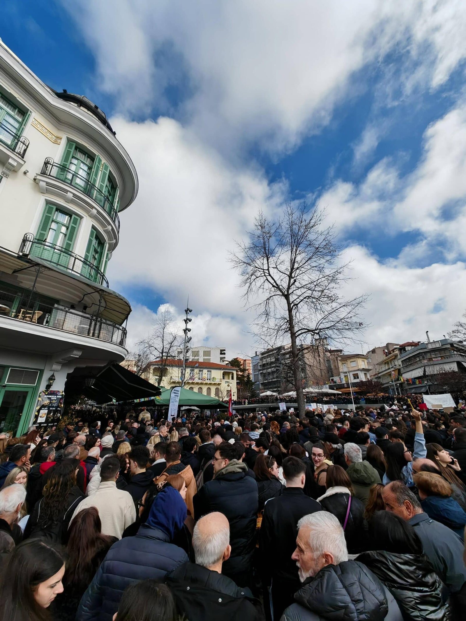 Messenger creation 984089699838930 scaled E-wall