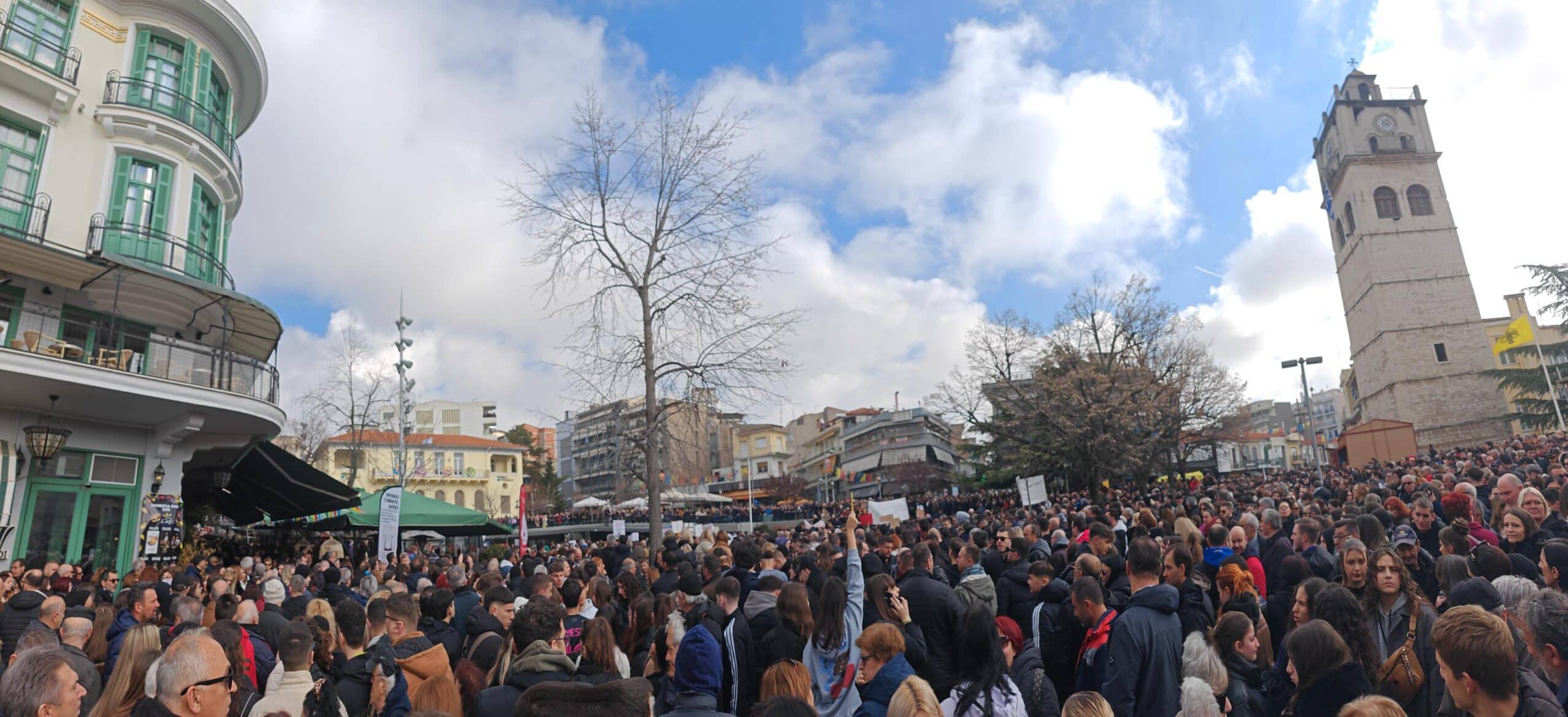 Εικόνες από Αθήνα, Θεσσαλονίκη, Πάτρα, Κέρκυρα, Γιάννενα και όλη η χώρα «φωνάζουν» για δικαιοσύνη στα Τέμπη
