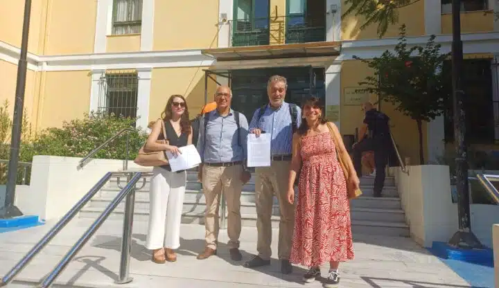 Μήνυση κατέθεσε η εκπ/κος που προσήχθη αδικαιολόγητα σε συμβατικό αυτοκίνητο από αστυνομικούς τον περασμένο Ιούνιου