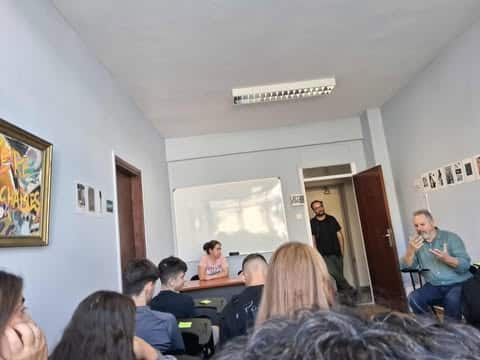 φωτο 1ο εφηβικο φωταγωγος E-wall