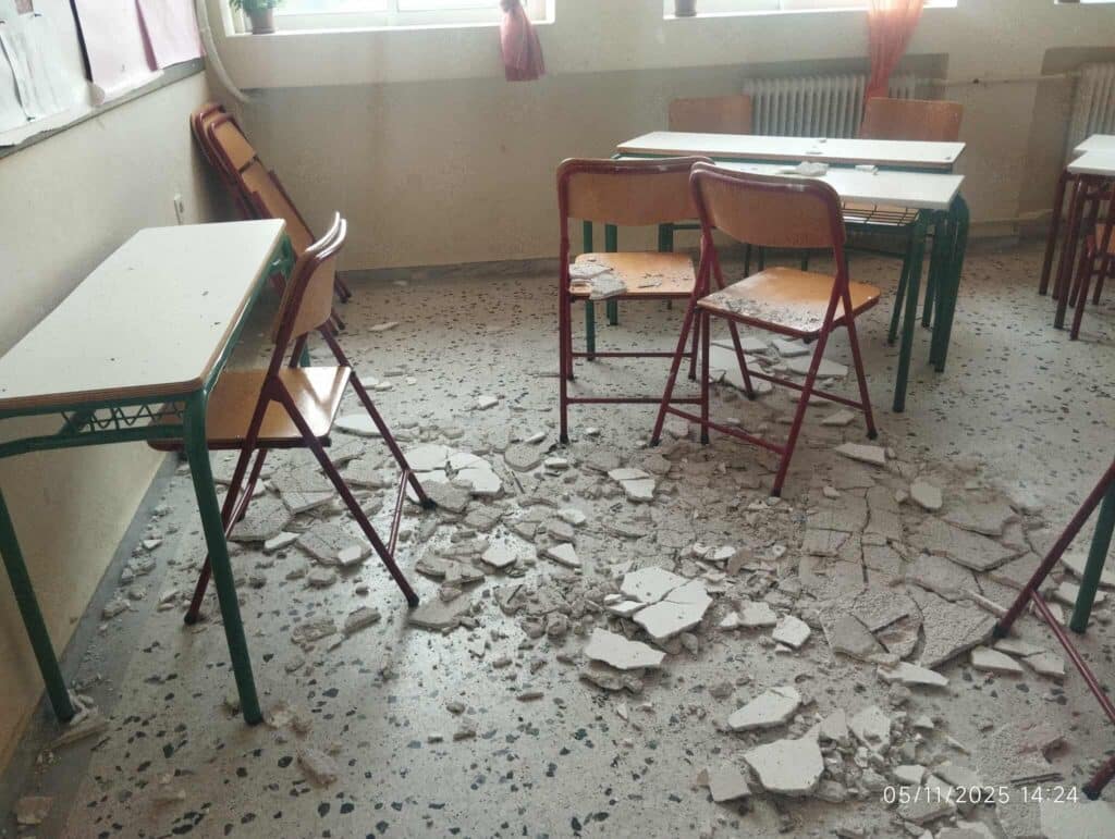 Πτώση ταβανιών 3 E-wall