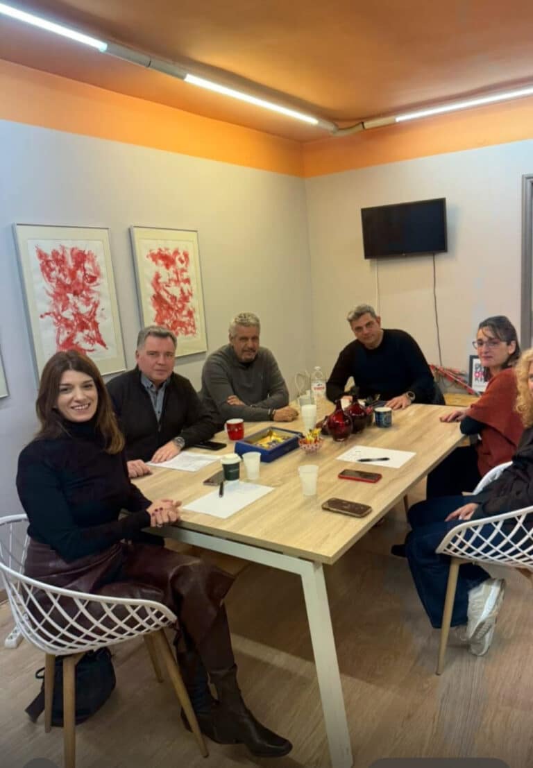 Στο επίκεντρο τα προβλήματα των Υπηρεσιών του ΥΠΑΙΘΑ σε συνάντηση ΠΟΣΥΠ – Νοτοπούλου