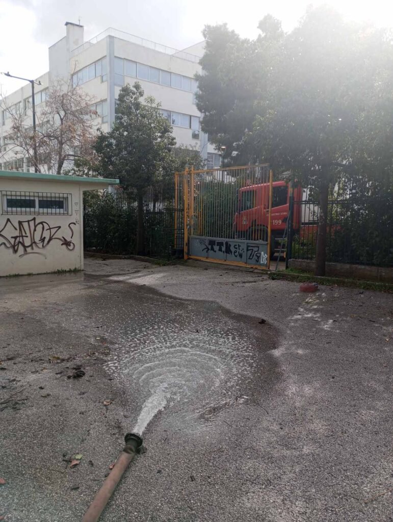 πυροσβεστική1 E-wall