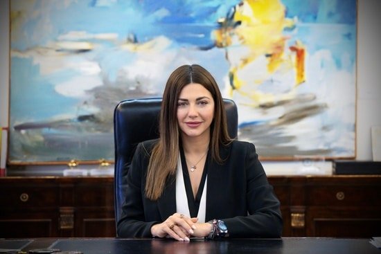 Κέρδη για τις επιχειρήσεις, πίεση στους μισθούς, και υποχρηματοδότηση της κοινωνίας – Τα βασικά σημεία του 2024. 15 Ζαχαράκη: Ανακαινίσεις, ψηφιακό φροντιστήριο και νέες συνεργασίες